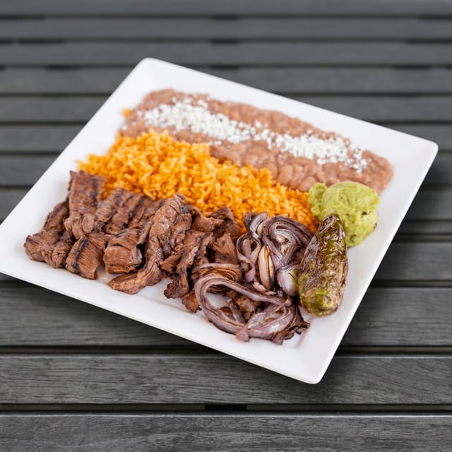 Carne asada plate.