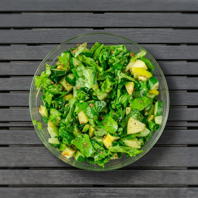 Side mix green salad.